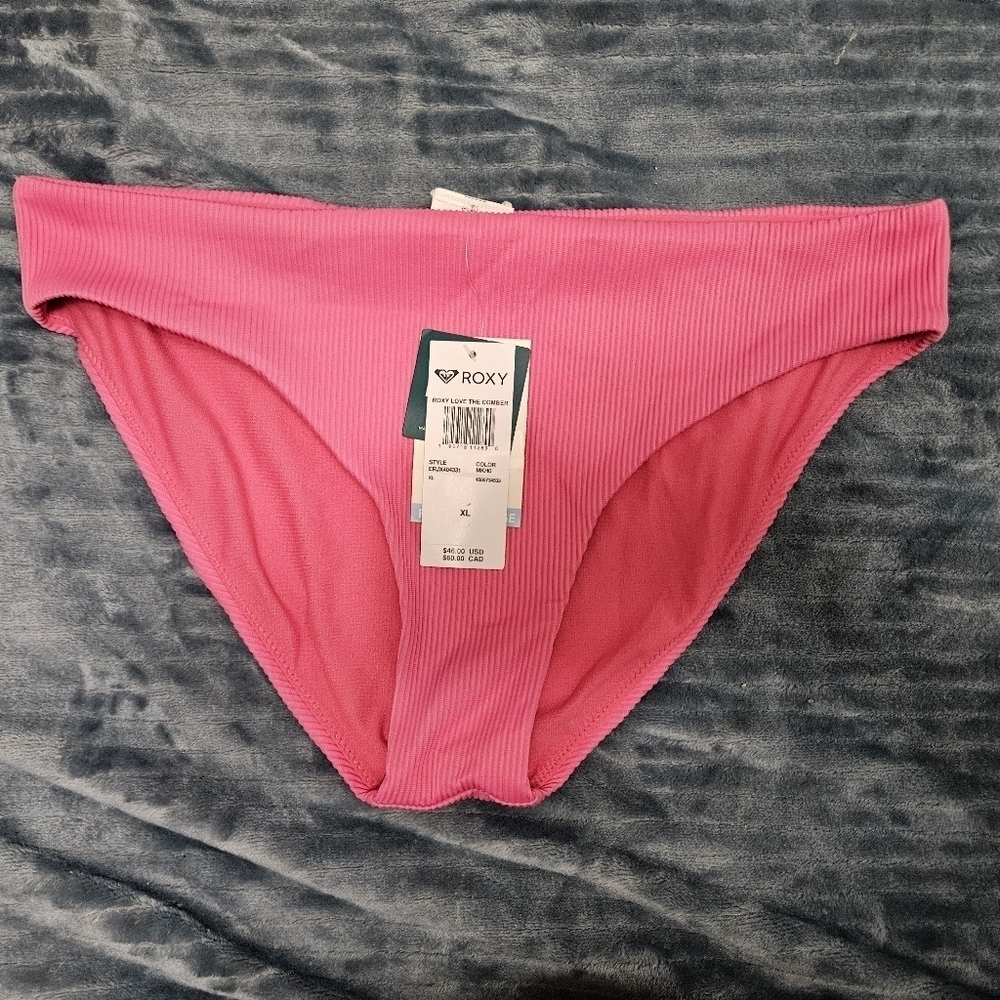 NWT! Roxy Ribbed Pink Cheeky Bikini Bottoms!
